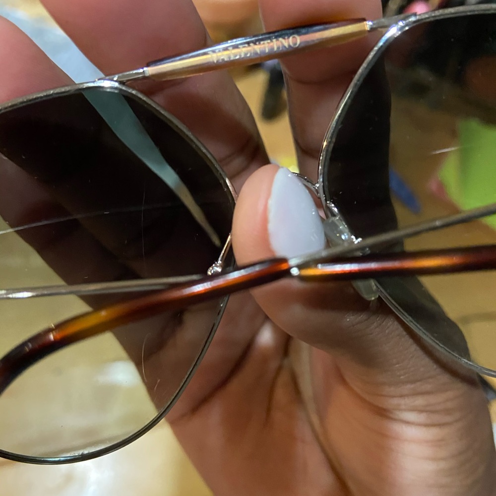 Valentino Aviator Sunglasses - Picture 3 of 4